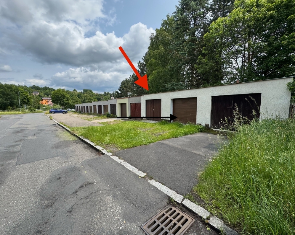 PRONÁJEM  -  Garáž, 20m², Sportovní ul., Karlovy Vary